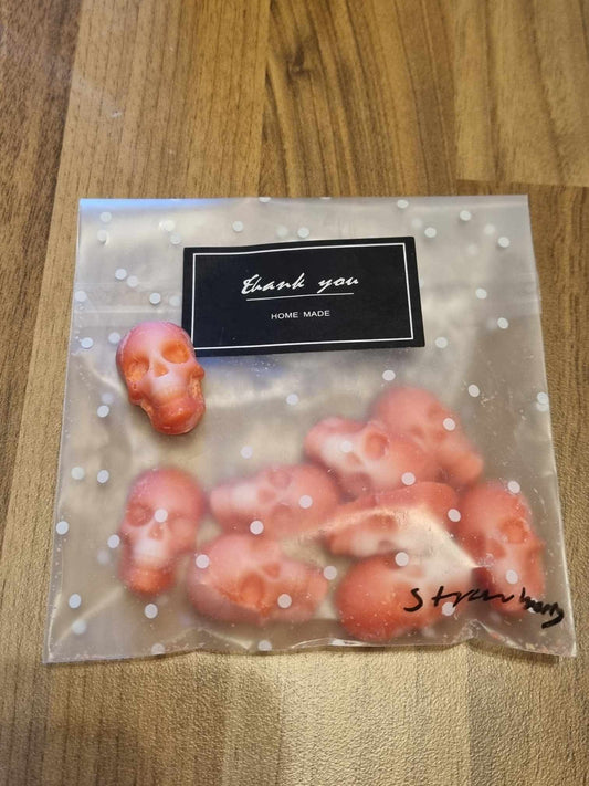 Hand-Made Skull Wax Melts - Strawberry