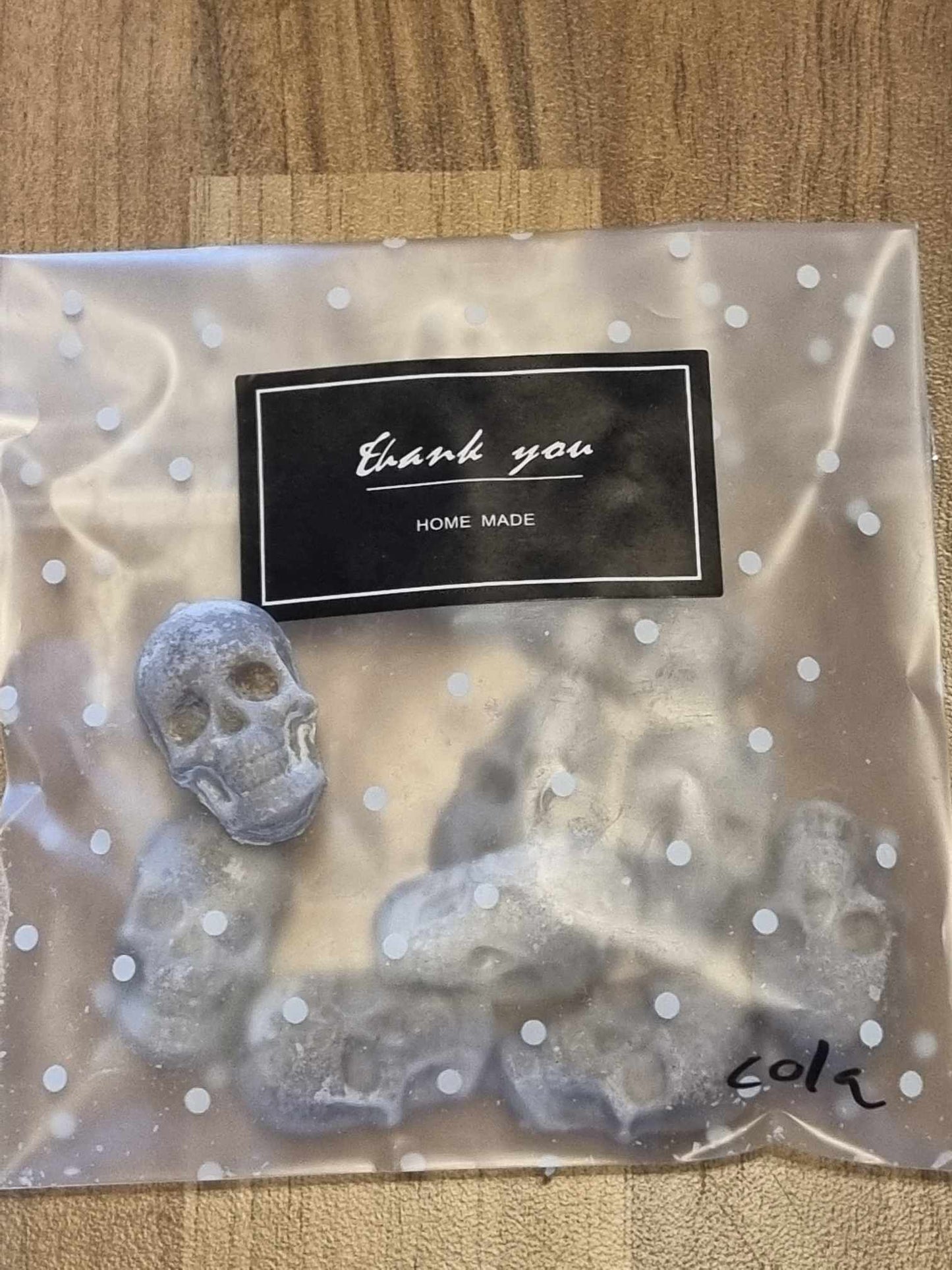 Hand-Made Skull Wax Melts - Cola